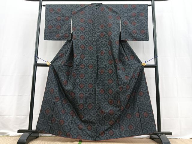 平和屋着物■本場大島紬 菊花文 池田絹織物謹製 証紙付き 正絹 逸品 BAAX3603yc