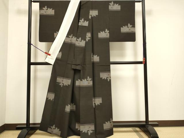 平和屋着物▽本場大島紬 単衣 9マルキ 地空き 花蝶文 正絹 逸品 DABH4721du