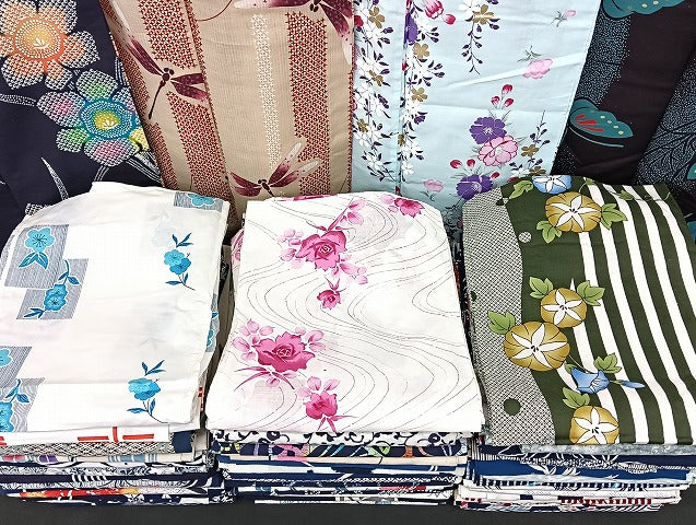 平和屋着物■浴衣 まとめて 45点 蝶 蜻蛉 朝顔 薔薇 花柄 綿紅梅 型染め 暈し染め 金彩 など 着用可能多数 未使用品あり mmm1246