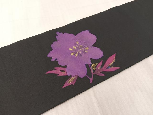 平和屋着物●塩瀬 九寸名古屋帯 ろうけつ染め 草花文 黒地 金彩 正絹 逸品 CABJ0724vp