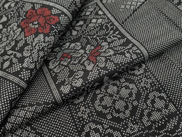 平和屋着物●本場大島紬 7マルキ 色紙重ね草花文 正絹 逸品 未使用 DABI2385ud