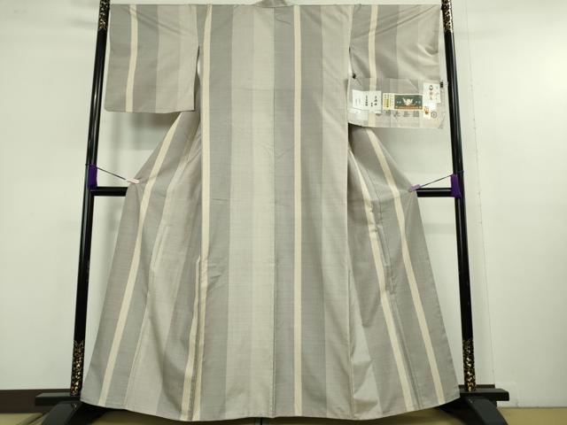 平和屋本店●極上 東郷織物謹製 本場大島紬 白大島 160亀甲 一本駒 手織絣 草木染 梅・五倍子 上代98万 証紙付き 逸品 DZAB2781kh6