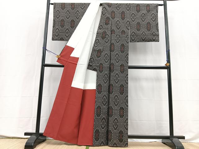 平和屋着物■本場大島紬 蜀江花文 正絹 逸品 未使用 BAAY5425yc