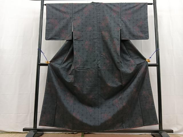 平和屋着物■本場大島紬 7マルキ 麻の葉文様 正絹 逸品 未使用 BAAY5474yc