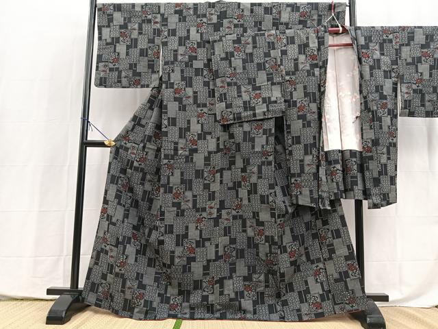 平和屋着物■上質な紬 アンサンブル 色紙重ね花文 黒地 正絹 逸品 BAAY5454yc