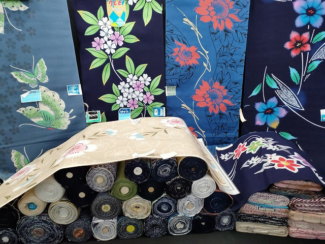 平和屋本店■浴衣反物 まとめて 45点 蝶 花柄 ENMUSUBI 四季の花木染 ローケツゆかた など 全て未使用 ppp4076