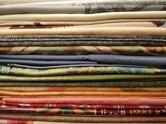 平和屋本店■名古屋帯 まとめて100点 孔雀 花柄 楽器 手描き 刺繍 金彩 金銀糸 など 着用可能多数 未使用品あり 全て正絹 se0007