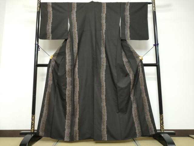 平和屋着物●本場大島紬 9マルキ 抽象文様 正絹 逸品 DABK0460ud