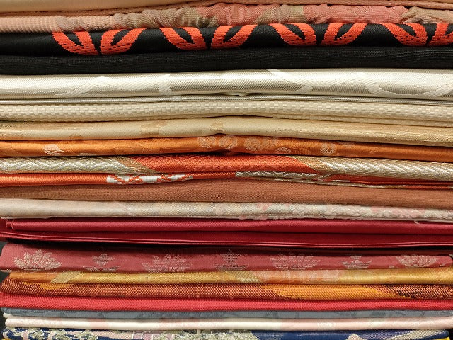 平和屋本店■名古屋帯 まとめて100点 鴛鴦 更紗 花柄 手描き 相良刺繍 金彩 金糸 など 着用可能多数 未使用品あり 全て正絹 se0028