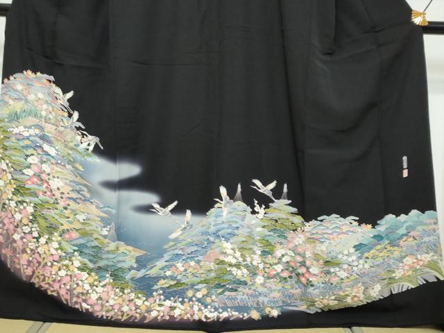 平和屋着物●豪華黒留袖 友禅 作家物 越前海峡 飛鶴草花文 暈し染め 正絹 逸品 DABK0497ud