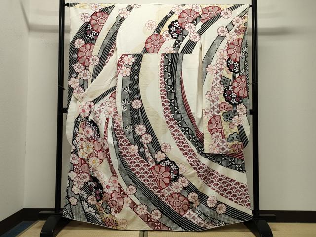 平和屋着物●豪華振袖 駒刺繍 舞花文 金彩 京都きもの友禅扱い 正絹 逸品 CABM5012gh