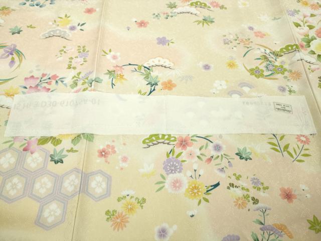 平和屋本店●極上 訪問着 駒刺繍 松竹梅 花丸文 鳥の子色地 暈し染め 反端付き 逸品 未使用 DZAB6825kh6