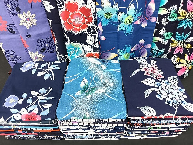 平和屋着物■浴衣 まとめて 45点 蝶 紫陽花 花柄 注ぎ染め など 着用可能多数 未使用品あり mmm1538