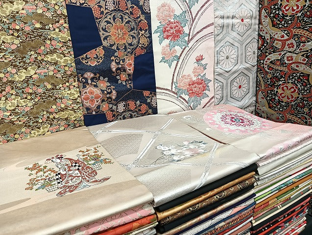 平和屋着物■名古屋帯 まとめて100点 孔雀羽 人物 風景 松竹梅 花柄 正倉院 型染め 刺繍 金銀糸 着用可能多数 未使用品有 全て正絹 mmm1545