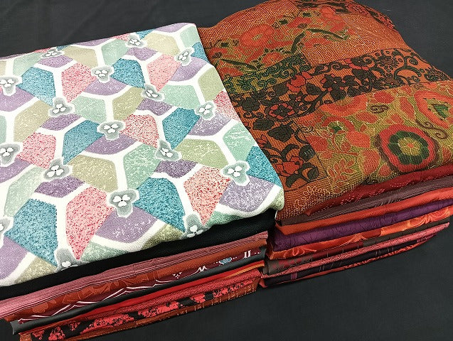 平和屋着物■道行コート まとめて 20点 向かい蝶 更紗 花柄 宝相華 型染め 刺繍 着用可能多数 未使用品あり 全て正絹 mmm1551