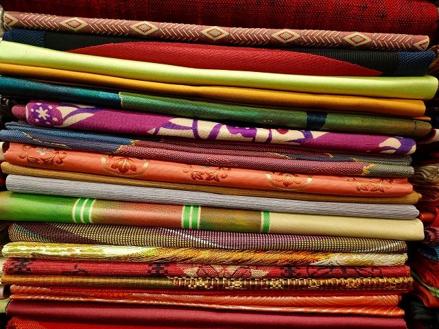 平和屋本店■名古屋帯 まとめて100点 向かい鳥獣 蝶 辻が花 花柄 手描き 駒刺繍 刺繍 金銀糸 など 未使用品あり 全て正絹 se4251