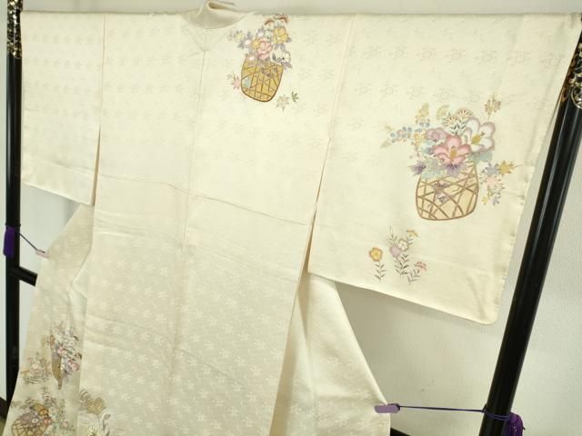平和屋本店●極上 訪問着 駒刺繍 花篭 鳥の子色地 金彩 伊と幸 三越扱い 反端付き 逸品 未使用 DZAB5820kh6