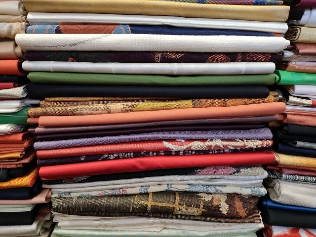 平和屋本店■名古屋帯 まとめて100点 鶴 蝶 葡萄 花柄 駒刺繍 金銀糸 など 着用可能多数 未使用品あり 全て正絹 se0074