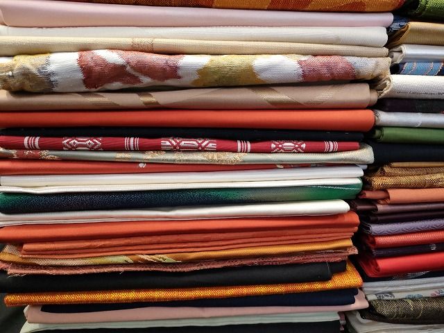 平和屋本店■名古屋帯 まとめて100点 鶴 蝶 葡萄 花柄 駒刺繍 金銀糸 など 着用可能多数 未使用品あり 全て正絹 se0074