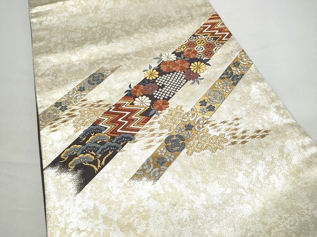 平和屋着物●西陣の名門 加納幸謹製 太鼓柄袋帯 唐織 草花文 金糸 引箔 正絹 逸品 CABO1706hy