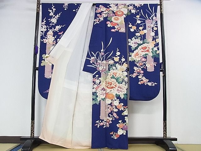 平和屋本店■極上 創業460年・千總 振袖 駒刺繍 筒花文 紺藍色地 金彩 逸品 DZAA1609kh5 - 平和屋