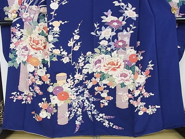 平和屋本店■極上 創業460年・千總 振袖 駒刺繍 筒花文 紺藍色地 金彩 逸品 DZAA1609kh5 - 平和屋