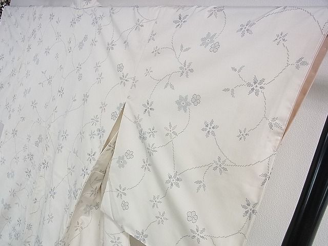 平和屋本店■極上 本場大島紬 白大島 7マルキ 恵大島紬織物謹製 花唐草文 京都きもの友禅扱い 証紙付き 逸品 未使用 DZAA0586kh4 - 平和屋