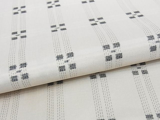 平和屋本店■極上 本場大島紬 長羽織 白大島 9マルキ 手織り 証紙付き 正絹 逸品 KAAA1179kk4 - 平和屋