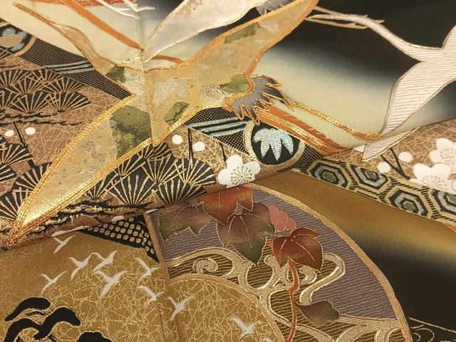 平和屋着物●女優・後藤久美子ブランド 黒留袖 駒刺繍 飛鶴地紙花文 金彩 正絹 逸品 AAAP0164ph