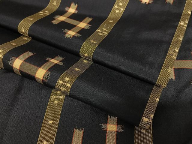 平和屋着物●上質な紬 井桁絣文様 黒地 正絹 逸品 AAAT0570zg