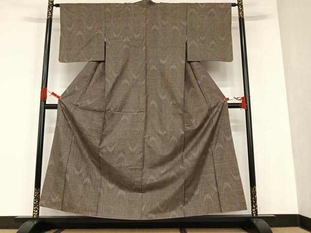 平和屋着物●本場大島紬 泥染め 7マルキ よろけ縞 正絹 逸品 AAAT0595zg
