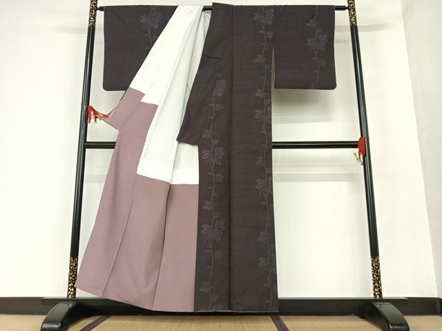平和屋着物●結城紬 100亀甲 葡萄蔦の葉文 飛び亀甲柄 正絹 逸品 AAAT0645zg