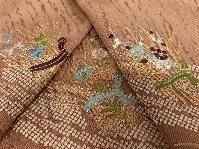平和屋着物●創業460年・千總 色留袖 刺繍 柴垣に花 三越扱い 正絹 逸品 AAAT0680zg