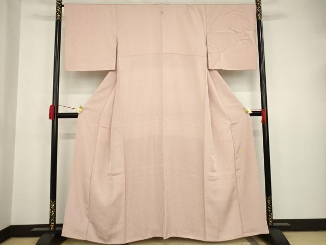 平和屋着物●ジャパンオートクチュール 渡辺雪三郎 色無地 花唐草地紋 珊瑚色 正絹 逸品 AAAT5175ck