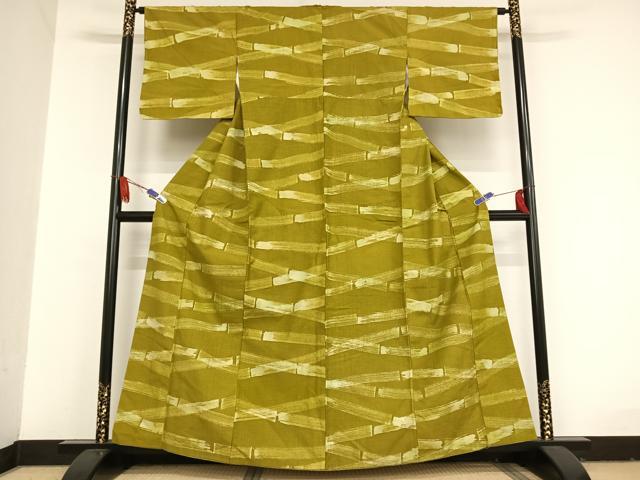 平和屋着物●上質な紬 ろうけつ染め 変わり縞 菜種色 正絹 逸品 未使用 AAAU0004np