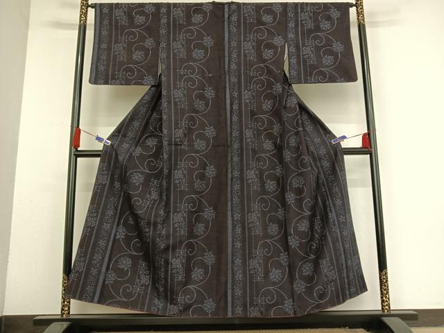 平和屋着物●結城紬 100亀甲 飛び亀甲 更紗花文 正絹 逸品 AAAU0088np