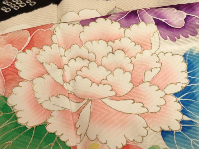 平和屋着物∵女の子 十三参り 子供 祝着 絞り 草花文 金彩 逸品 AAAU5289ja