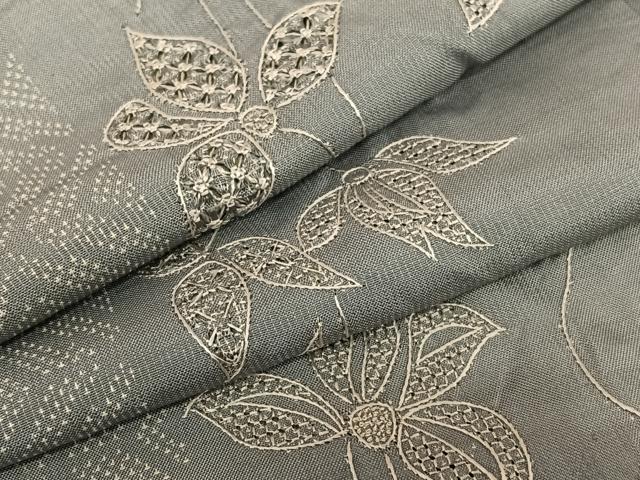 平和屋着物●本場大島紬 中国三大刺繍 汕頭刺繍 スワトウ刺繍 舞花文 ますいわ屋扱い 正絹 逸品 AAAU8233zg