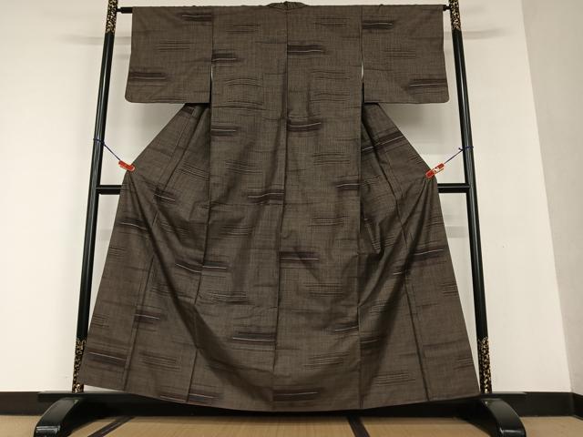 平和屋着物●本場大島紬 泥染め 9マルキ 横段文 正絹 逸品 AAAU8307zg
