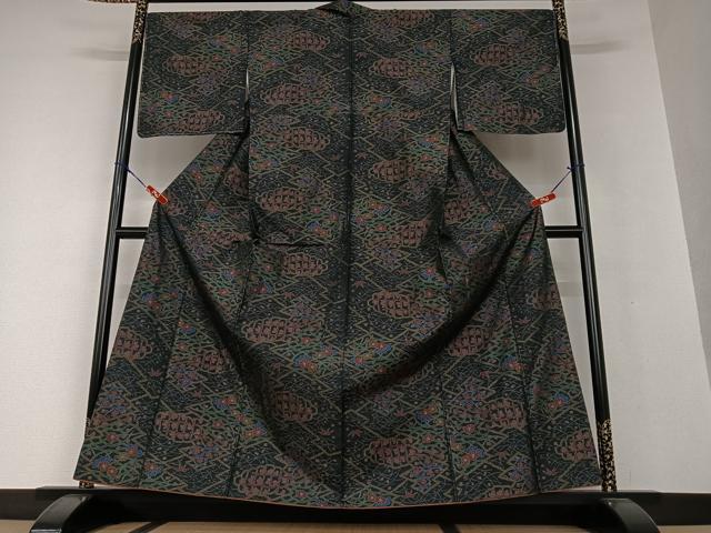 平和屋着物●本場大島紬 笹梅花文 正絹 逸品 AAAV7382zg