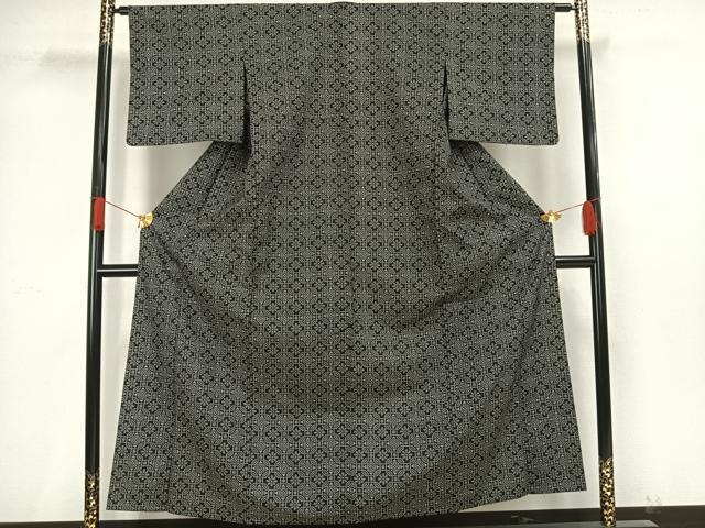 平和屋着物▽上質な紬 単衣 色紙花文 黒地 正絹 逸品 AAAV8424fy