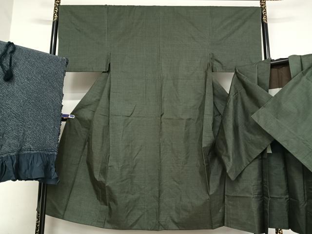 平和屋着物●男性 本場大島紬 アンサンブル 兵児帯・羽織紐セット 80亀甲 総詰め 正絹 逸品 AAAV9133np