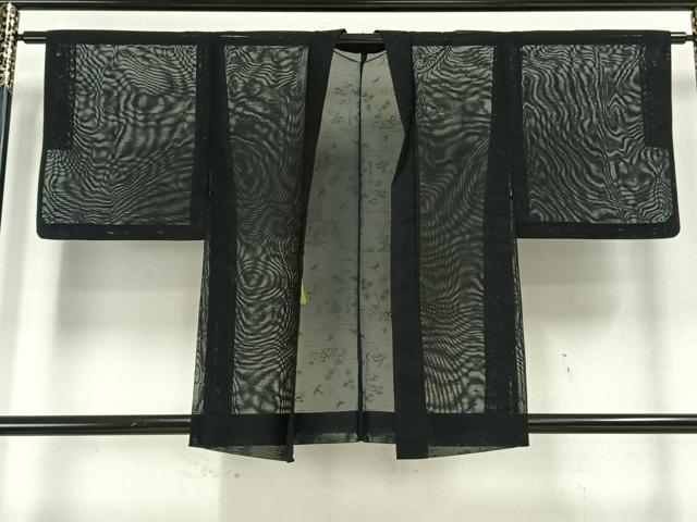 平和屋着物▽羽織 紗 スリーシーズン 春夏秋 塵除け 風景飛鳥文 黒地 正絹 逸品 AAAW1412fy