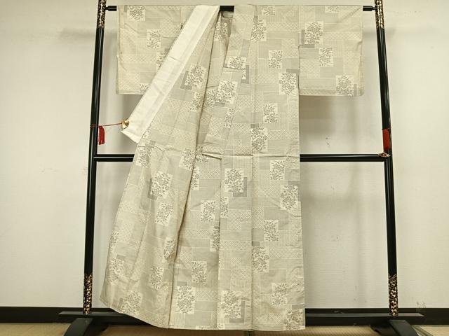 平和屋着物▽本場大島紬 単衣 白大島 120亀甲 色紙草花文 正絹 逸品 未使用 AAAW1758fy