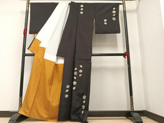 平和屋着物●十日町 名門青柳謹製 訪問着 紬地 絞り 刺繍 兎 花 黒地 正絹 逸品 AAAW1817ph