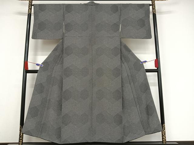 平和屋着物●江戸小紋 亀甲寄せ小紋柄 黒地 正絹 逸品 AAAW4198np