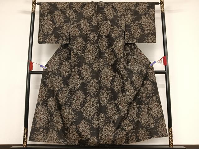 平和屋着物●上質な紬 草花文 黒地 正絹 逸品 未使用 AAAW4359np
