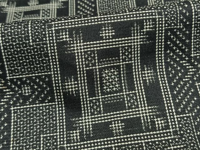 平和屋着物▽上質なお召 単衣 幾何学文様 黒地 正絹 逸品 AAAW7877fy