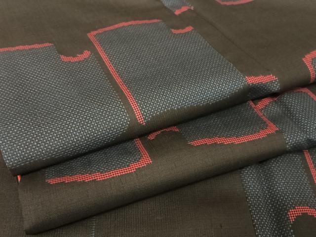 平和屋着物●本場大島紬 一元7マルキ 瓦文 正絹 逸品 未使用 AAAX0244np