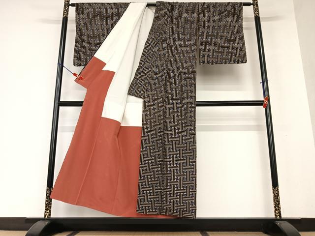 平和屋着物●本場大島紬 龍郷絣 秋名バラ 正絹 逸品 AAAX0715zg